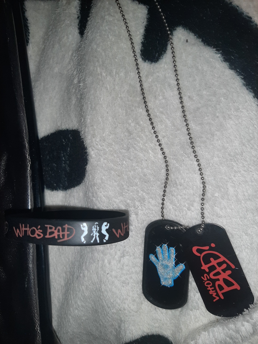 Michael Jackson Black Tote Bag with Rubber Bracelet And Dog Tags - Picture 10 of 10